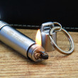 Фенер с запалка True Utility Firelite
