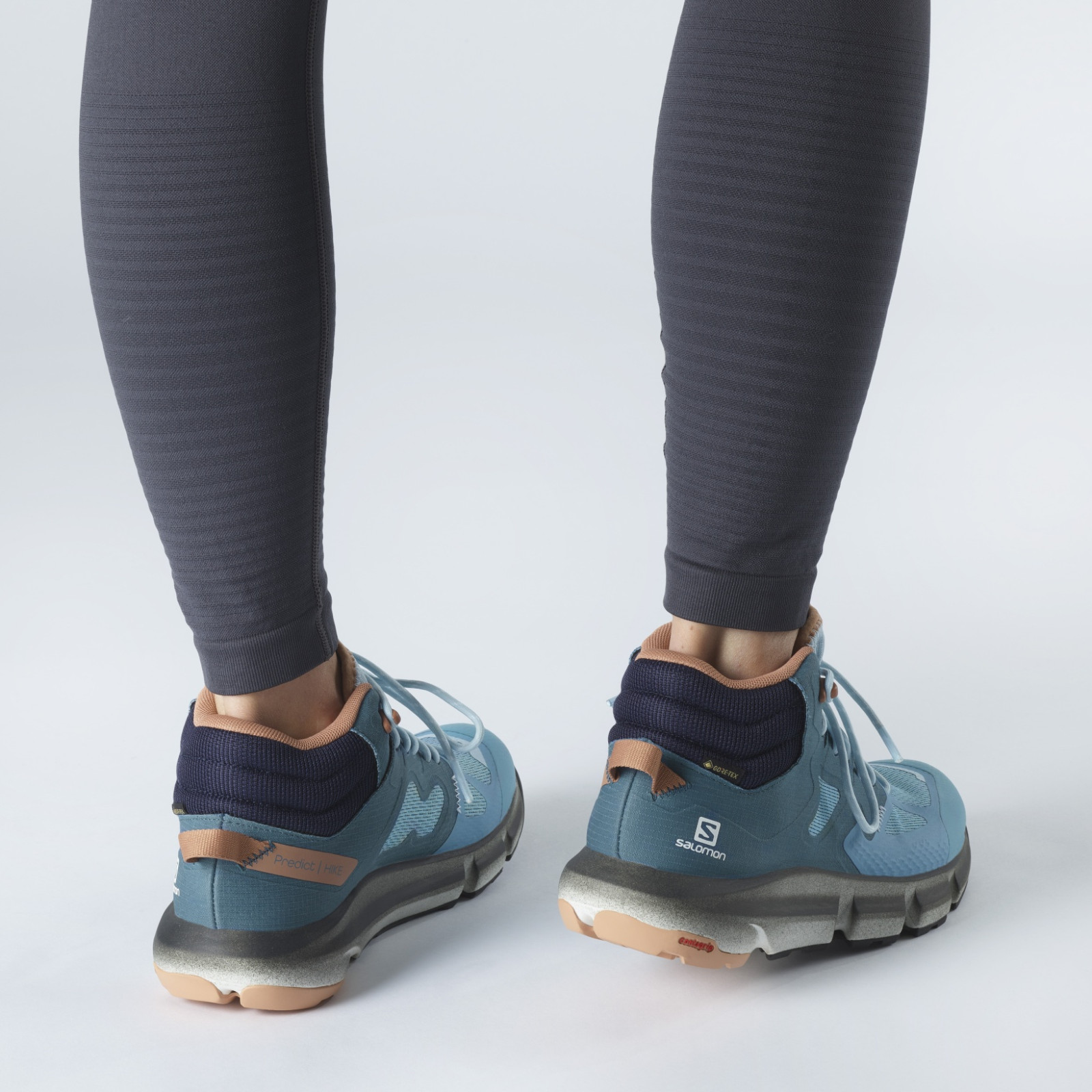 Дамски обувки Salomon Predict Hike Mid 
