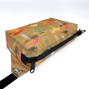 Чанта за кръста High Tail Designs Fanny Pack Botany Poster