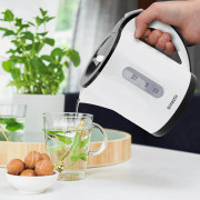 Електрическа кана Mestic MWC-100 0.8L