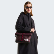 Чанта през рамо The North Face Base Camp Shoulder Bag