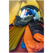 Надуваема постелка Mountain Equipment Hoverstat Synthetic 7.0 Mat Regular