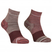 Дамски чорапи Ortovox Alpine Quarter Socks W розов/бордо