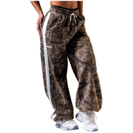Дамски анцуг Nebbia Oversized sweatpants Power светлокафяв LIGHT BROWN CAMO