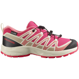 Детски обувки Salomon Xa Pro V8 Waterproof червен Rouge Red / Vanilla Ice / Flamingo Pink