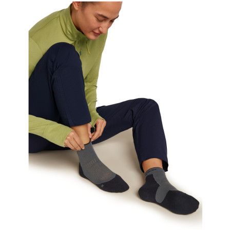 Дамски чорапи Icebreaker W Mer Hike+ Light Mini