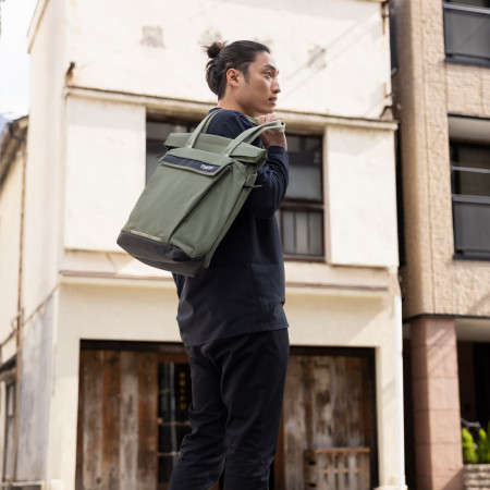 Чанта през рамо Thule Paramount 22L