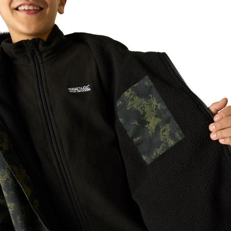 Детски дъждобран Regatta Junior Waterproof Changing Robe Pro Bark Green