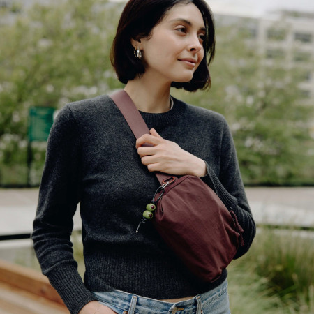 Чанта през рамо Peak Design City Sling 2L
