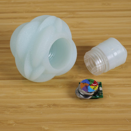 Играчка за куче Nite Ize GlowStreak Wild LED Ball