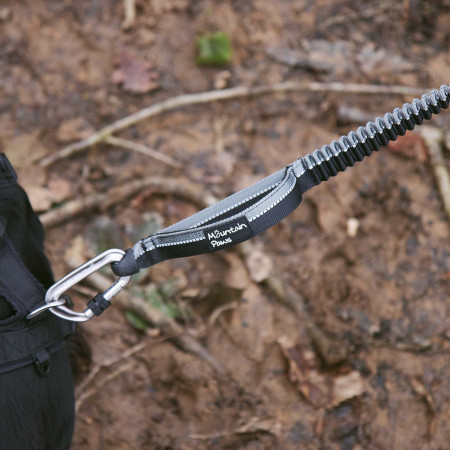Повод с амортисьор Mountain Paws Shock Absorber Dog Lead