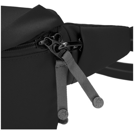 Чанта за кръста Pacsafe GO sling pack