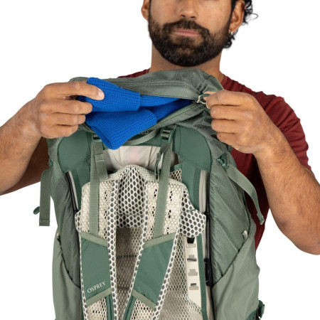 Туристическа раница Osprey Stratos 44