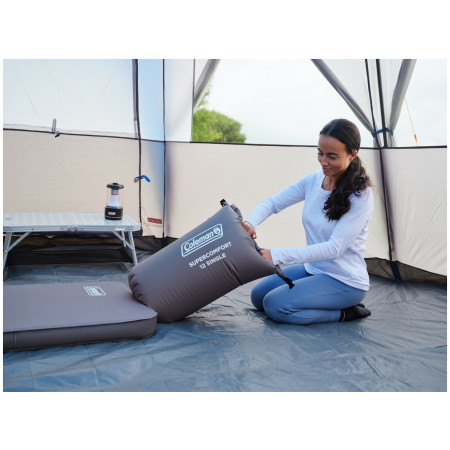Самонадуваема постелка Coleman Supercomfort12 single