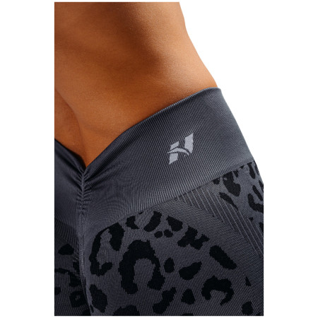 Дамски къси панталони Nebbia Push-Up Compression Leopard Shorts Primal