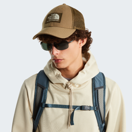 Шапка с козирка The North Face Mudder Trucker