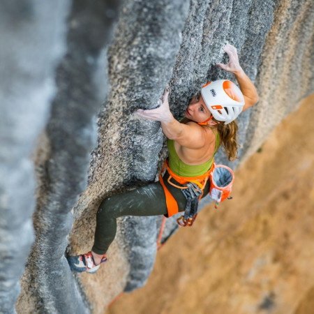 Катерачна каска Petzl Sirocco