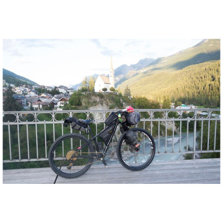 Чанта за велосипедна рамка Blackburn Outpost Top Tube Bag