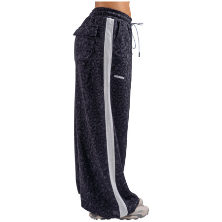 Дамски анцуг Nebbia Baggy Leopard Sweatpants Primal