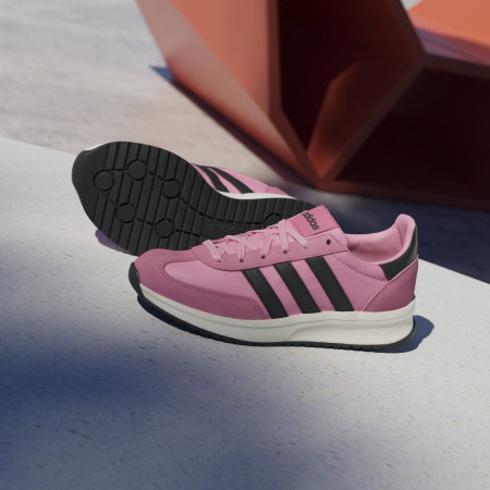 Дамски обувки Adidas Run 70S 2.0