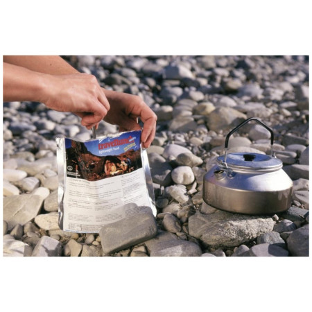 Десерт Travellunch Кремообразен десерт с ягоди 100