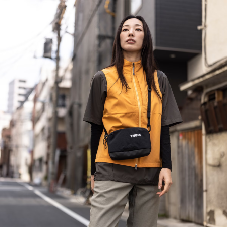 Чанта през рамо Thule Paramount 2L