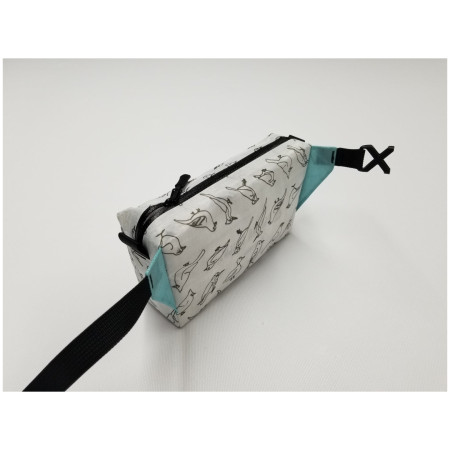 Чанта за кръста High Tail Designs Fanny Pack For The Birds