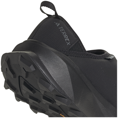 Мъжки зимни обувки Adidas Terrex Winter Slip On Cold.Rdy