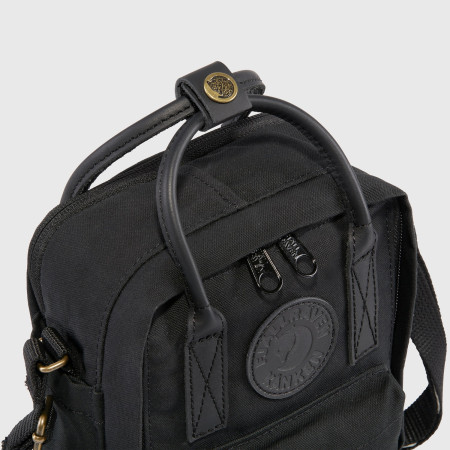 Чанта през рамо Fjällräven Kånken No. 2 Black Sling