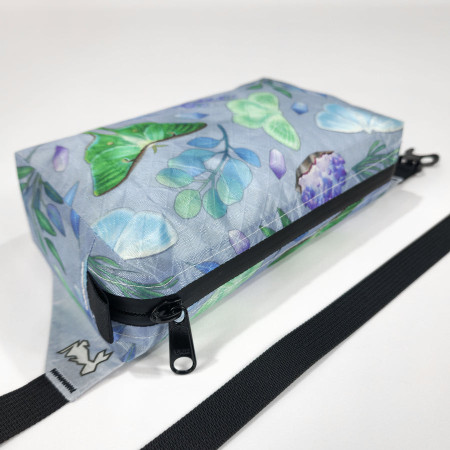 Чанта за кръста High Tail Designs Fanny Pack Nocturna