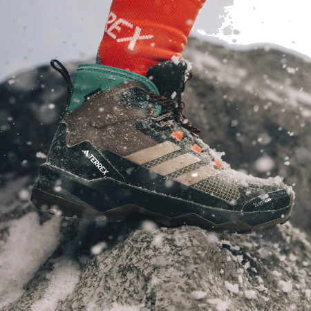 Дамски туристически обувки Adidas Skychaser Ax5 Mid Gtx Clima W