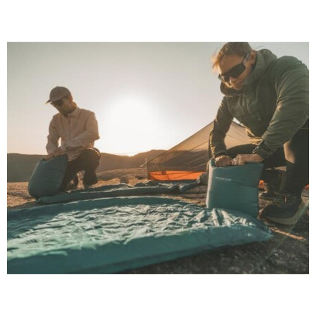 Надуваема постелка Robens HeatCore 5.9R Regular