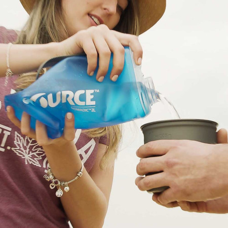 Спортна бутилка Source Nomadic foldable bottle 2L