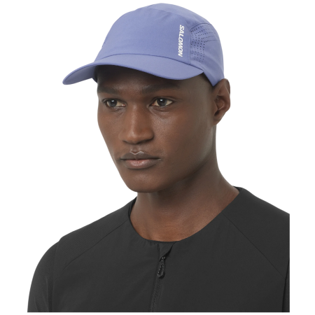Шапка с козирка Salomon Shakeout Cap