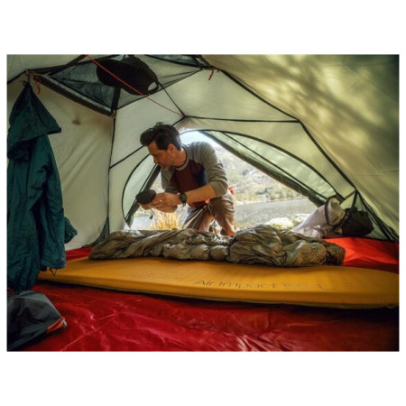 Самонадуваема постелка Robens Air Impact 50 L