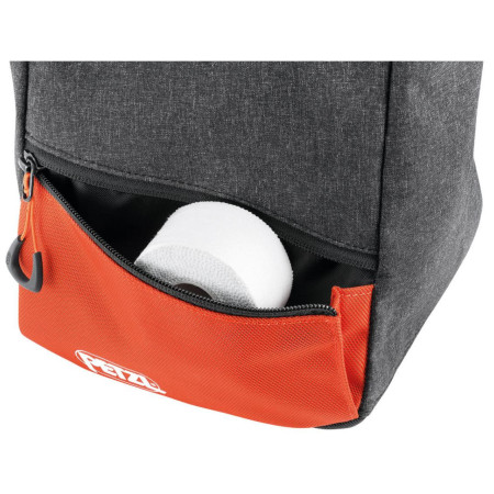 Плик за магнезий Petzl Sakab