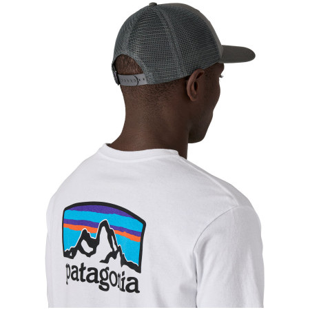 Шапка с козирка Patagonia P-6 Logo Trucker Hat