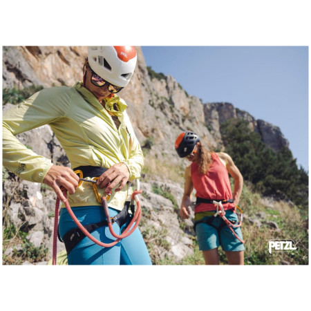 Катерачна седалка Petzl Aquila