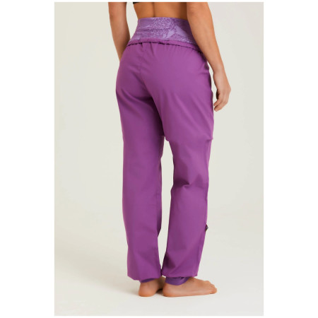 Дамски панталони E9 Hit