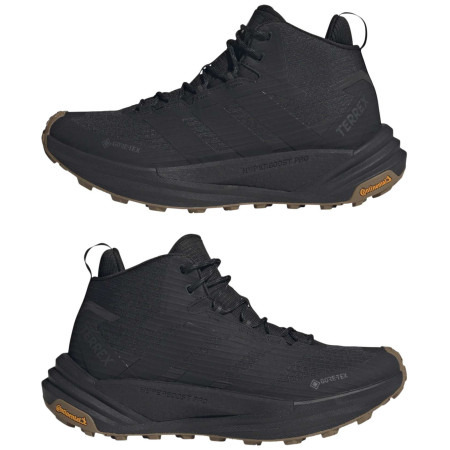Мъжки туристически обувки Adidas Terrex Freehiker 3 Mid Gtx