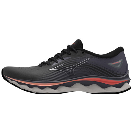Дамски обувки за бягане Mizuno Wave Sky 6 черен Black/Quicksilver/HotCoral