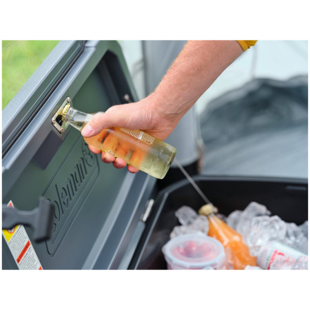 Хладилна кутия Coleman Convoy 28 Quart