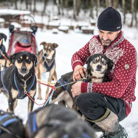 Плетена шапка от мериносана вълна Kama AG12