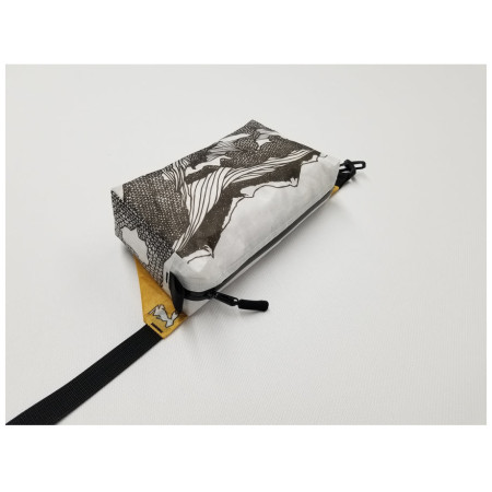 Чанта за кръста High Tail Designs Fanny Pack Low Poly