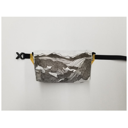 Чанта за кръста High Tail Designs Fanny Pack Low Poly