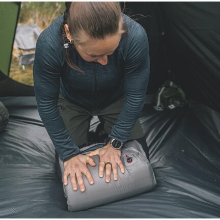 Надуваем дюшек Robens Polarshield 60