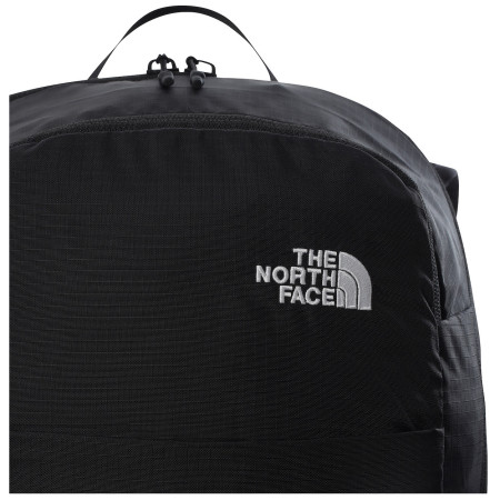 Малка туристическа раница The North Face Basin 18
