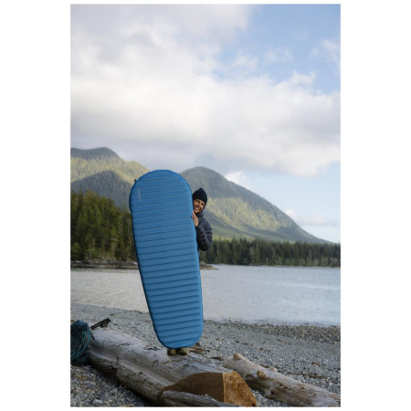 Самонадуваема постелка Therm-a-Rest Trail Pro Large