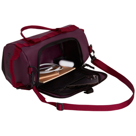 Чанта през рамо The North Face Base Camp Duffel Shoulder Bag