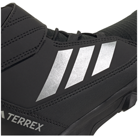 Детски зимни ботуши Adidas Terrex Snow Cw K